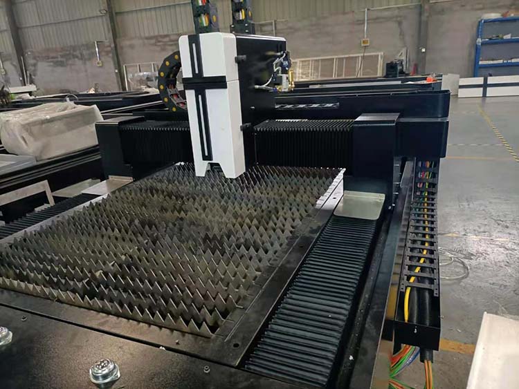 1390 Детали лазерного волокна (7)