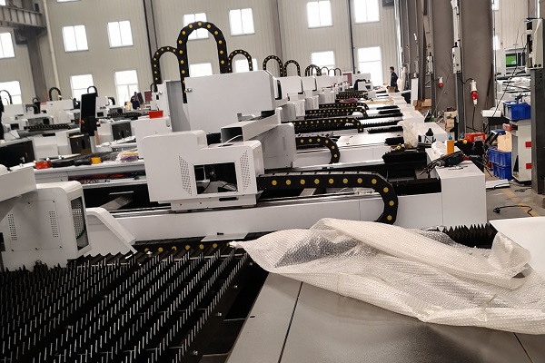 Фабрика машины для лазерной резки волокна