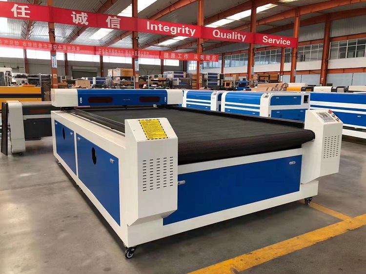 1630 CO2 лазерный резак 2