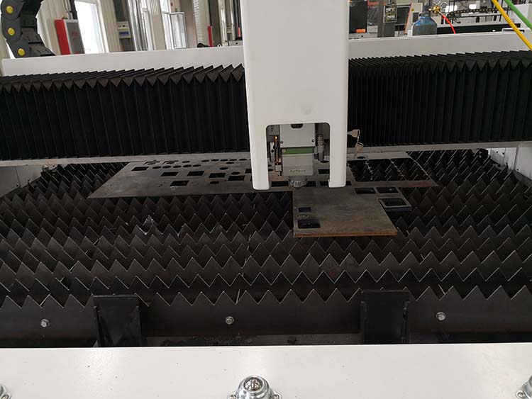 One Table Fiber Laser Marker (47)