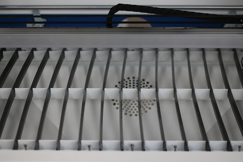 Быстрая скорость CO2 Акриловая плексгарная лазерная режущая машина 6090 1390 1410 1610