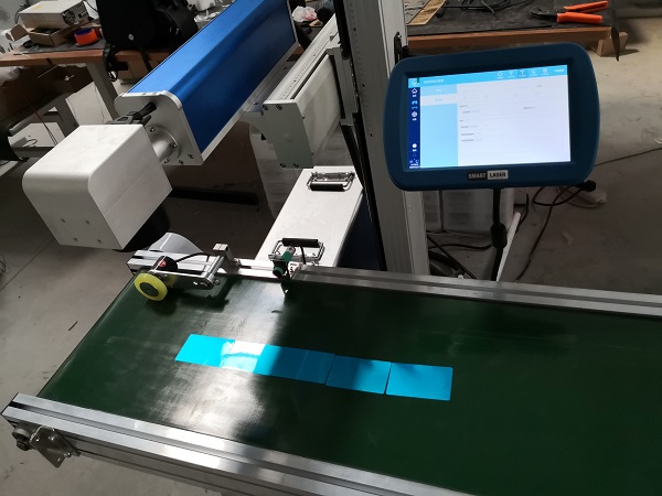 маркерная машина летающих волокна