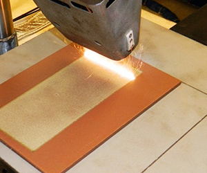 Лазерная чистящая машина